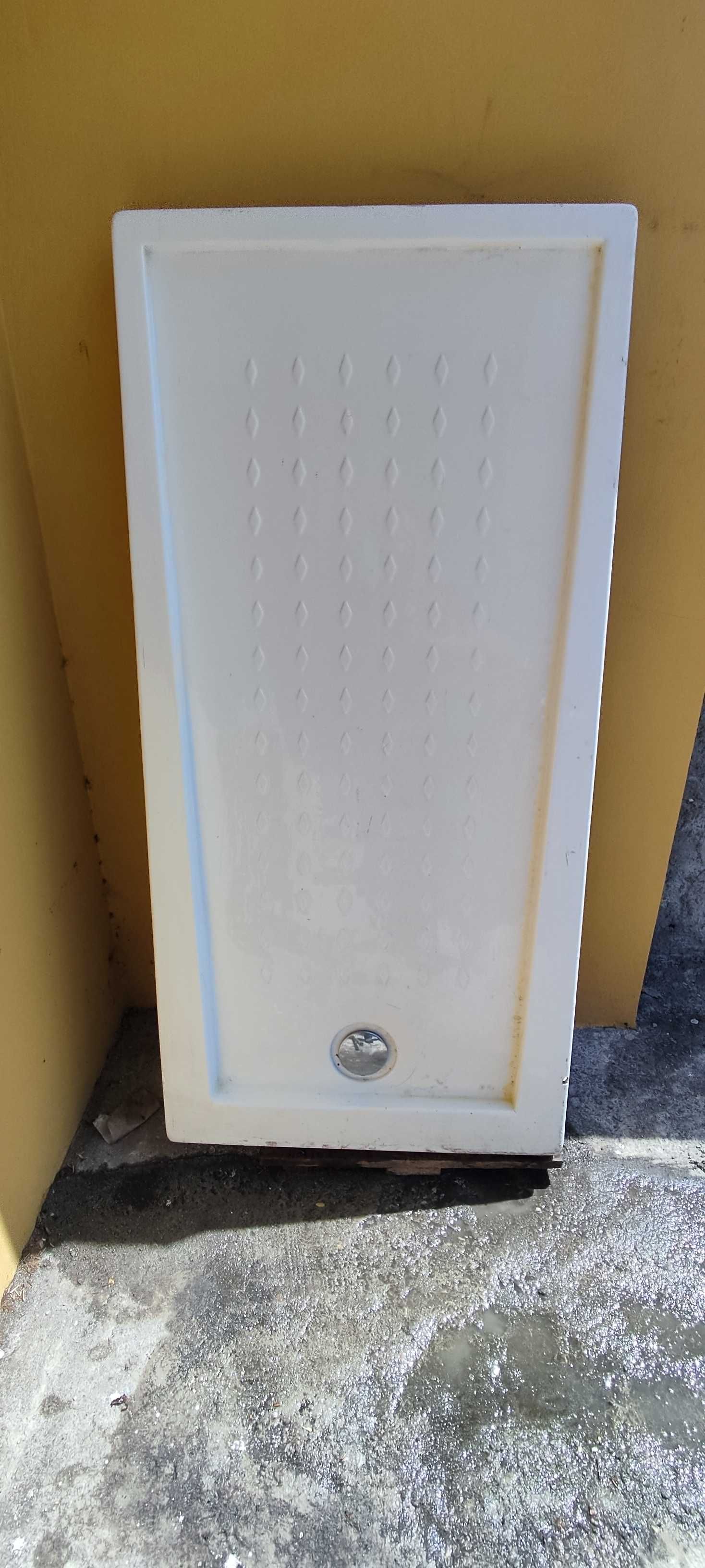 base de duche      .