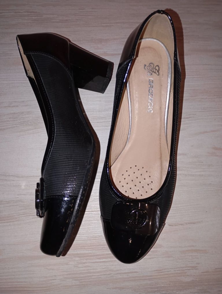 Туфлі Magnori 40розмір