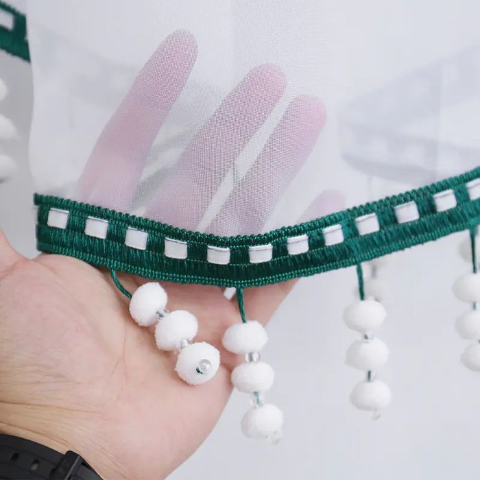 Panel świąteczny z choinkami i pomponikami