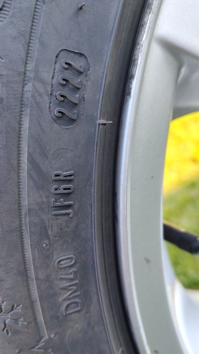 Sprzedam felgi 17" BMW et20 oraz opony zimowe Dunlop rok prod 2022