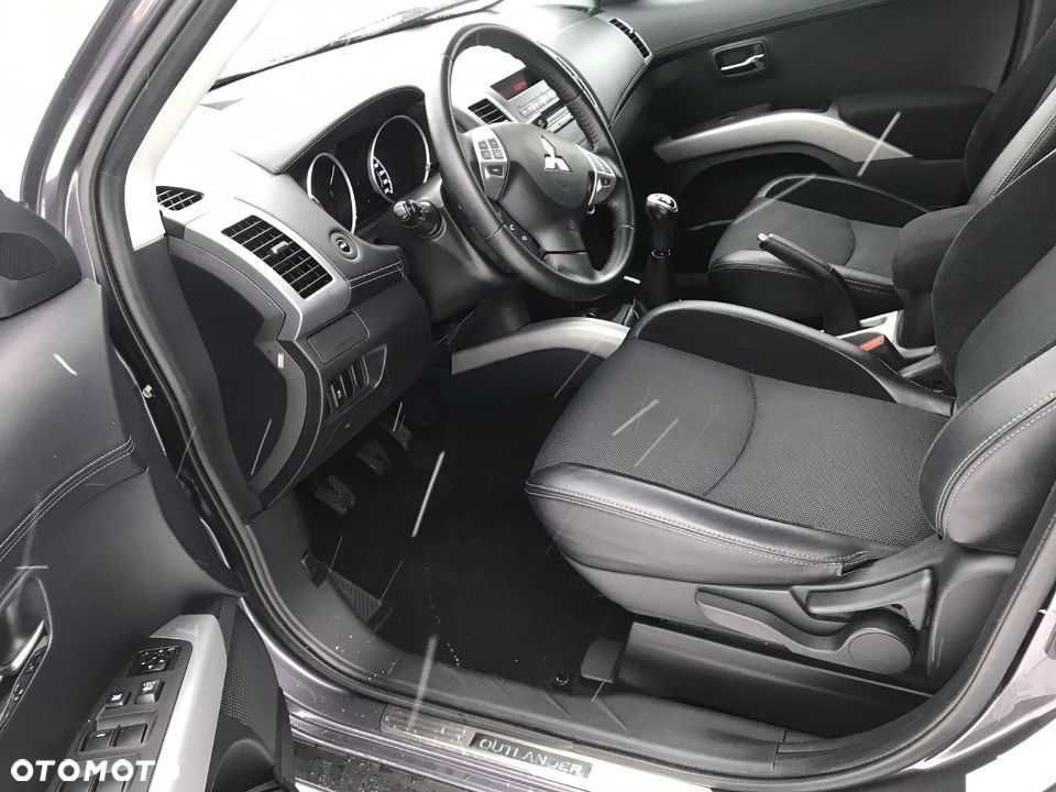 Sprzedam Mitsubishi Outlander II