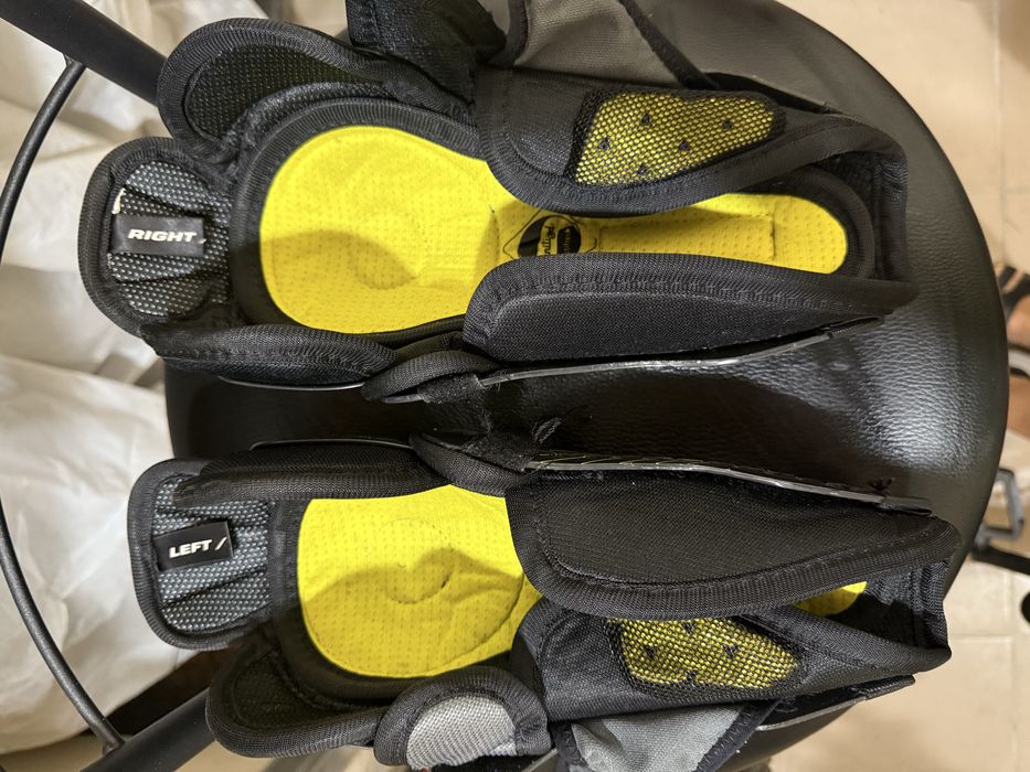 Щитки для гомілки Bauer Supreme 1S