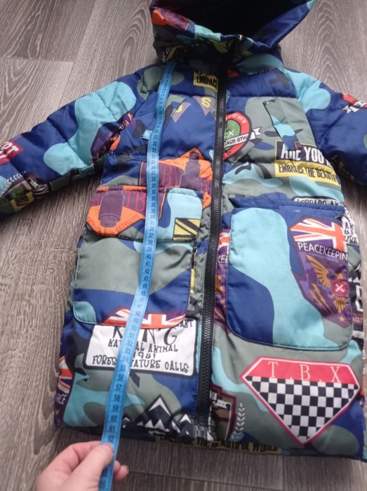 Продам куртку на хлопчика