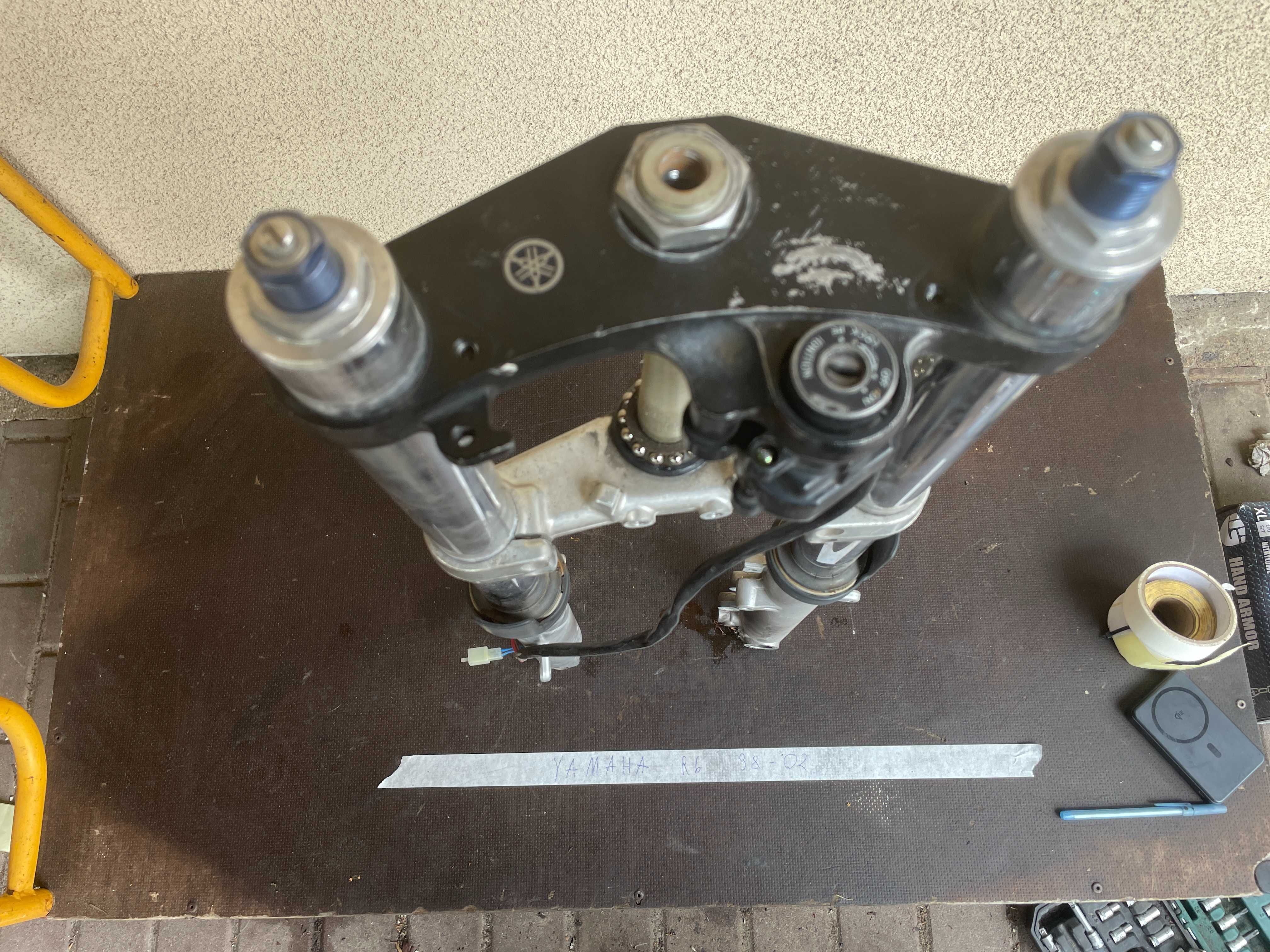 Yamaha R6 Kompletne zawieszenie lagi półki 98-02