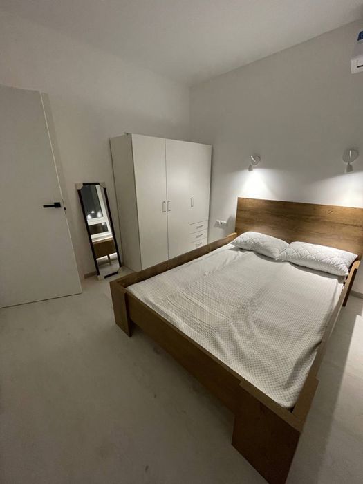 Генератор ЖК Славутич студія + спальня метро Зарічна 4к1 оренда