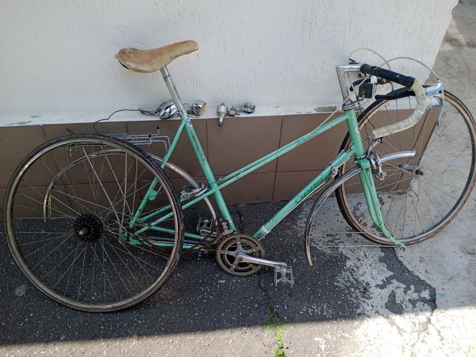 Продам велосипед под ремонт