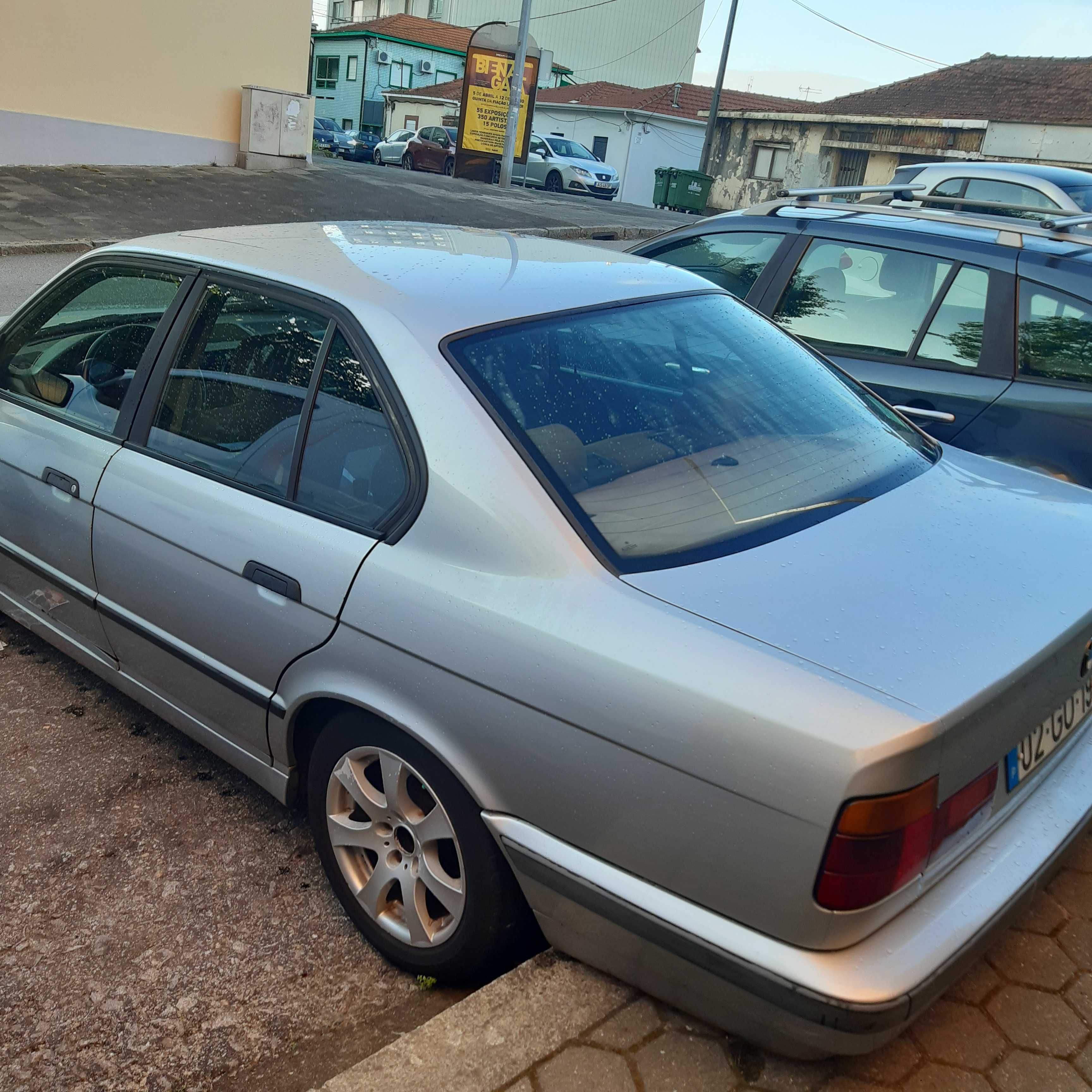 Tenho para venda BMW 525TD