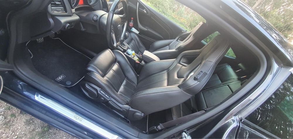 Opel astra GTC OPC