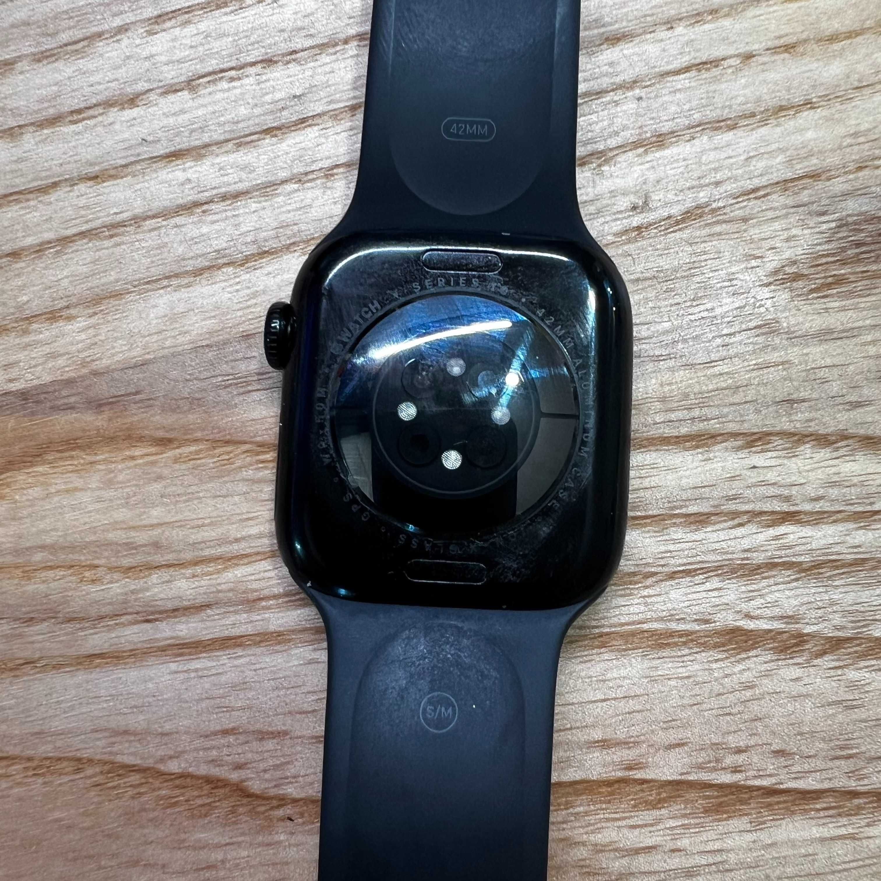 Смарт-годинник Apple Watch series 10 42mm АКБ 100%, GPS, 64GB