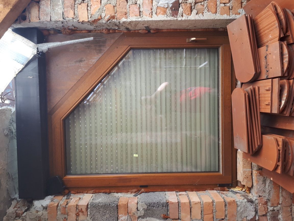 Okno drewniane machoniowe