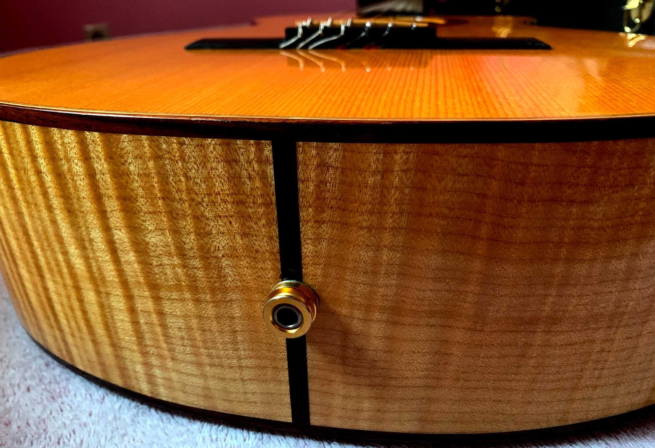 Гітара Taylor N6 Nylon String