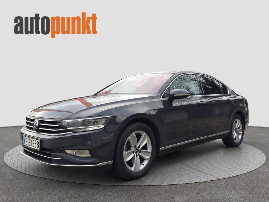 Volkswagen Passat FV23 / LED / indukcja / alcantara / IQ Drive / rolety / ASO / salon PL