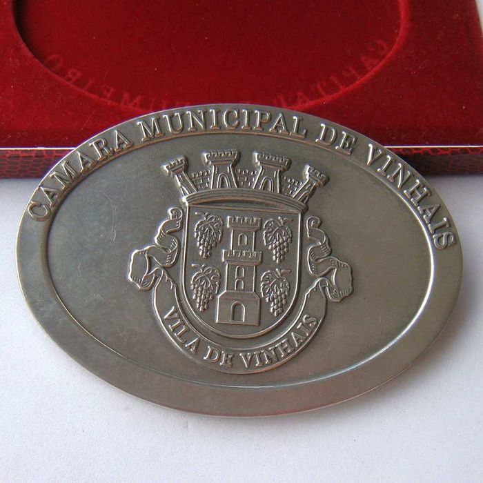 Medalha de Estanho Câmara Municipal de Vinhais Capital do Fumeiro