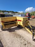 Enfardadeira new holland