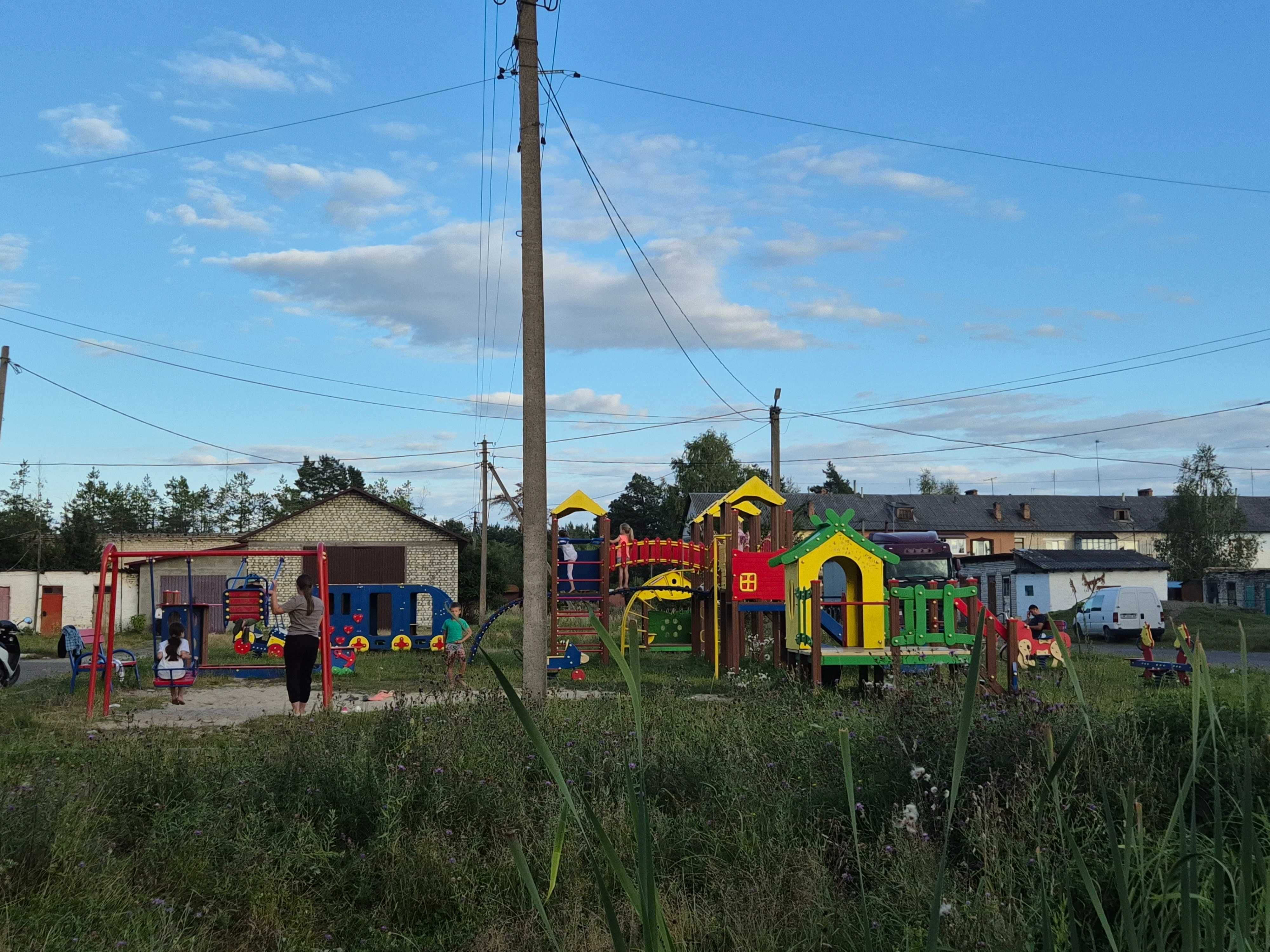 2-х кімнатна квартира ВЛАСНИК смт. Клесів,  Рівненська область