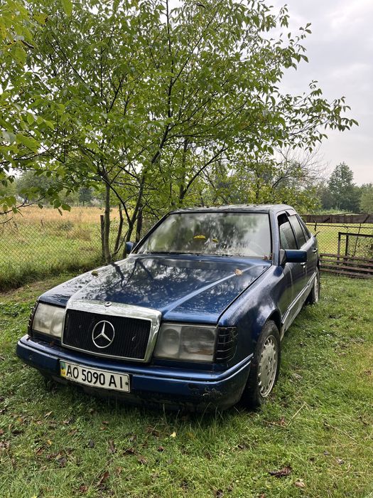 Мерседес Benz 124