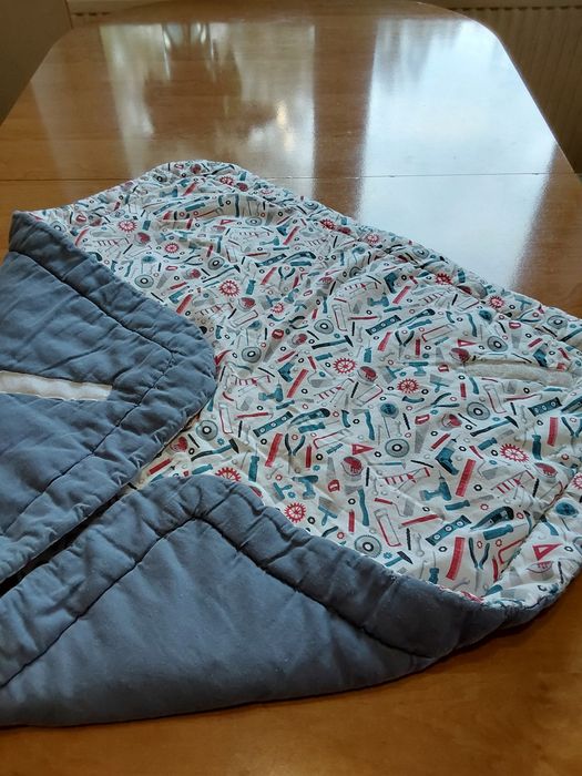 Rożek niemowlęcy/kocyk 75x75 w bardzo dobrym stanie