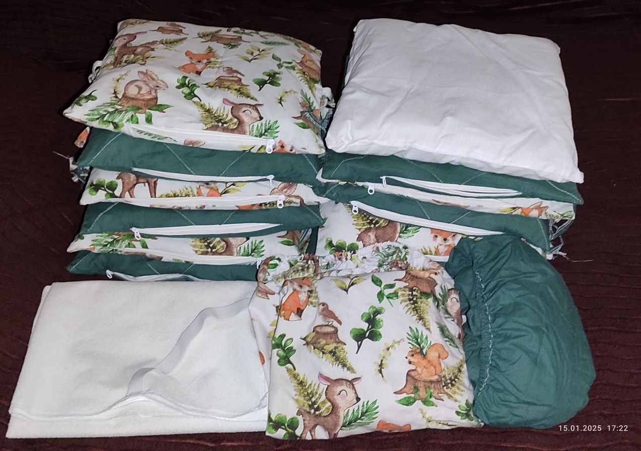Продам комплект в ліжечко