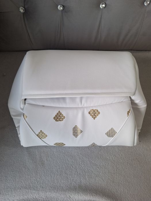 Junama diamond glow ekoskóra biala osłonka pokrowiec na nóżki wysyłka