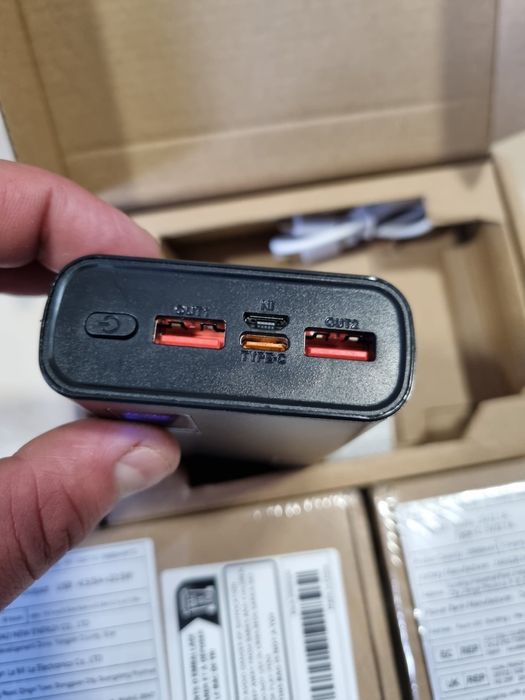Повербанк від 11000mAh до 20000mAh Нові