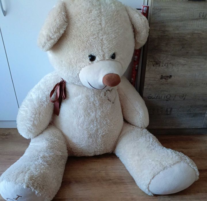 Miś pluszowy 160 cm prześliczny