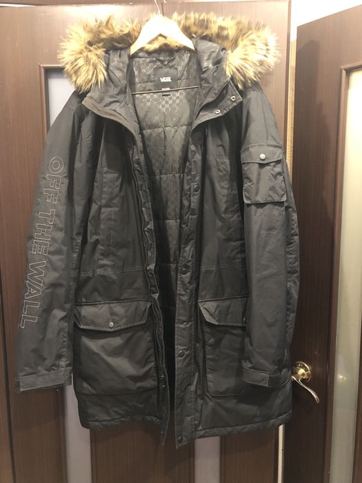 Куртка зимова чоловіча VANS