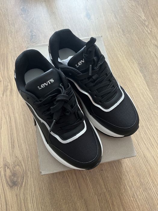 Sneakersy damskie buty Levi’s rozmiar 36 NOWE