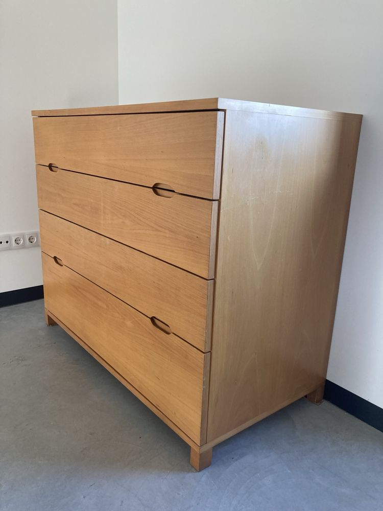 Cómoda para quarto