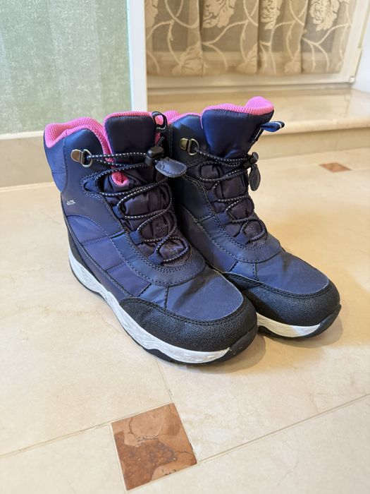 Черевики Geox для дівчинки розмір 33