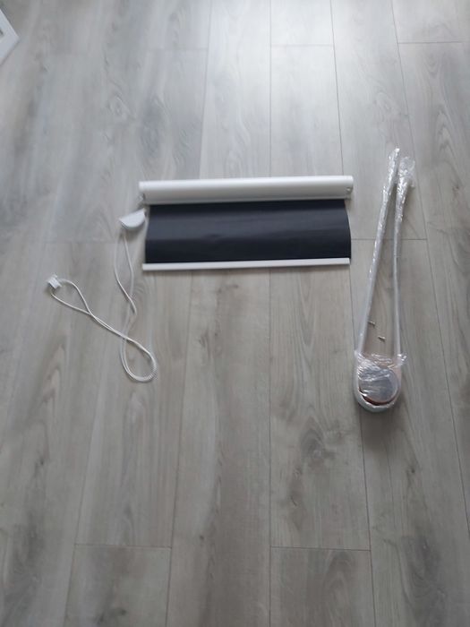 Sprzedam roletę czarna