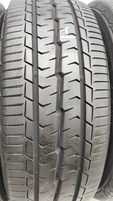 Opony Letnie 215/60/17C Toyo 4szt 8,5mm Vito  Trafic  VW T5 T6