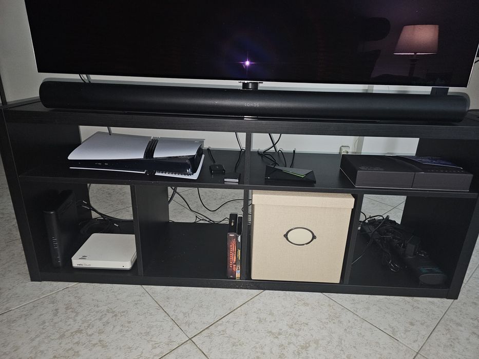 Móvel kalax em excelente estado