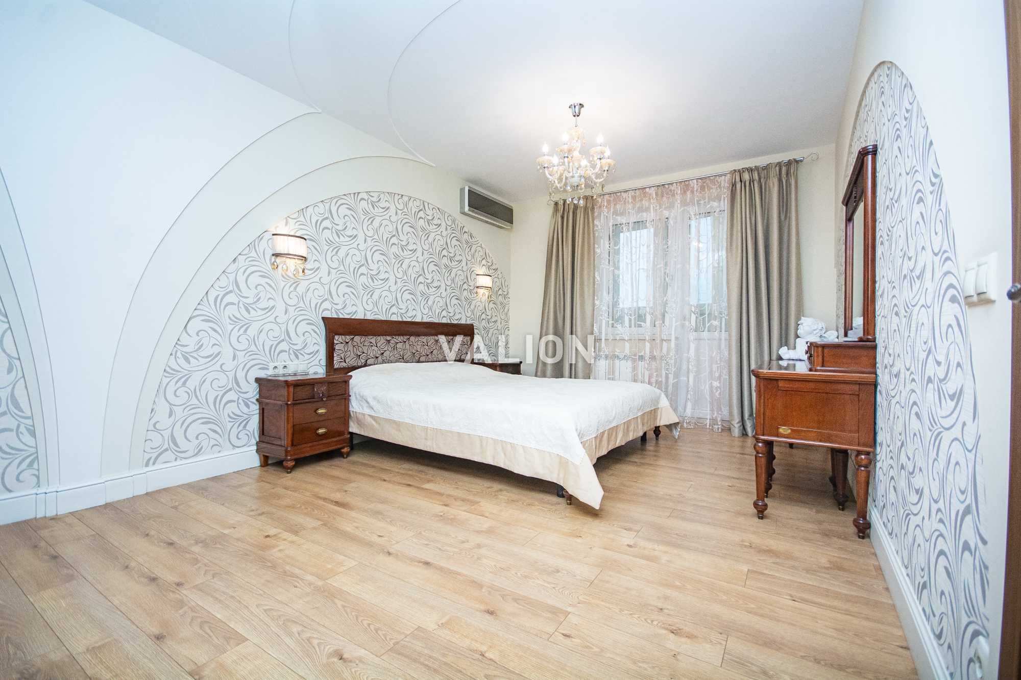 Продаж 2 к. кв. 95 м2 пр. Бажана 1м Позняки, Харківська, Драгоманова