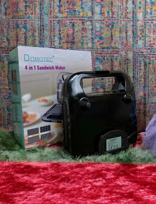 Вафельниця сендвічниця горішниця гриль 4 в 1 прилад 1200 вт