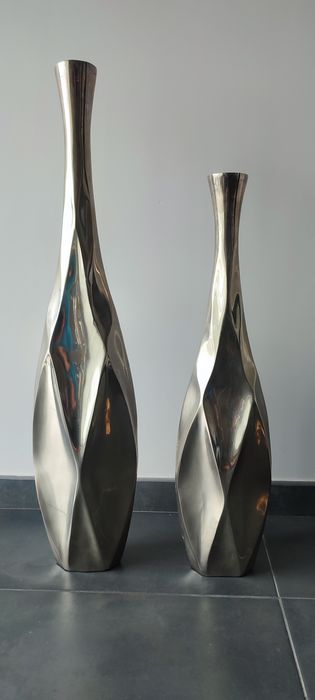 Decoração (2 jarrões)