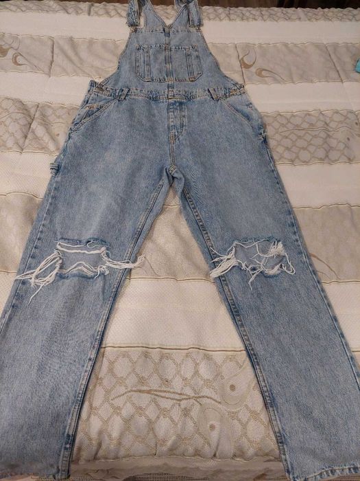 Jardineiras macacão - Bershka – tamanho M