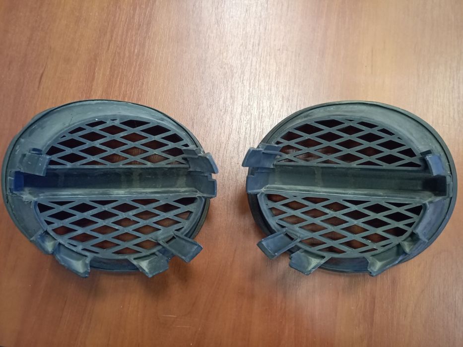 Заглушки в противотуманки на гелик