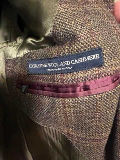 Casado de Homem Lã e Caxemira,  Marca Massimo Dutti (Tam 48)