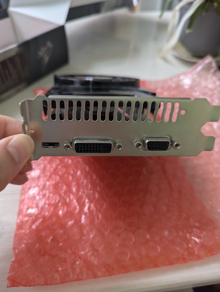 Відеокарта AFOX GeForce GT740 2048MB DDR5
