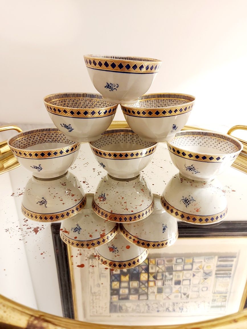 Conjunto de 6 tacinhas porcelana chinesa período Qianlong Séc. XVIII