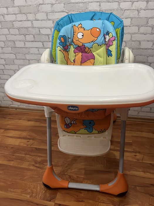 Дитяче крісло для годування