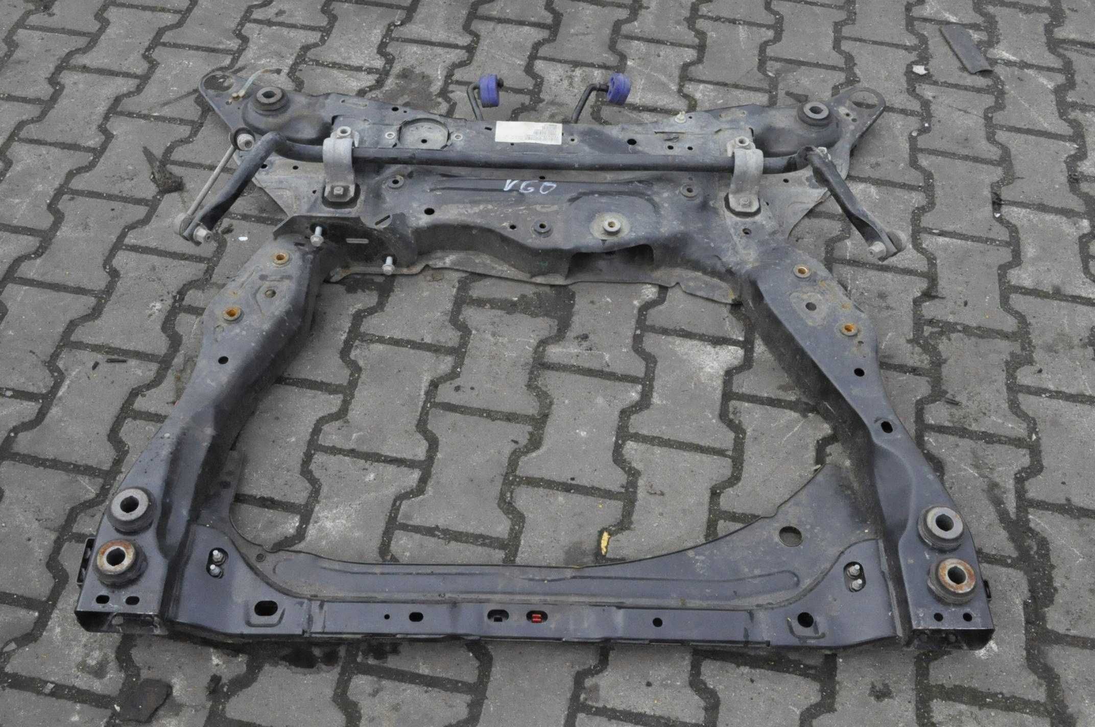 VOLVO S60 V60 Підрамник передній