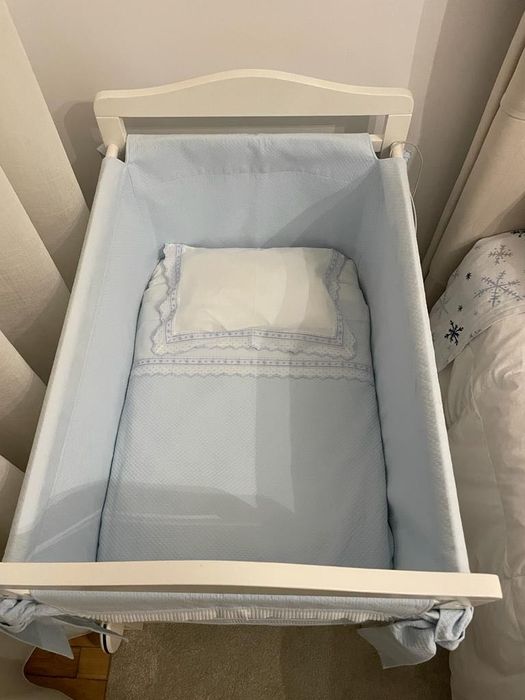 Berço Pili Carrera (inclui colchão e proteção)