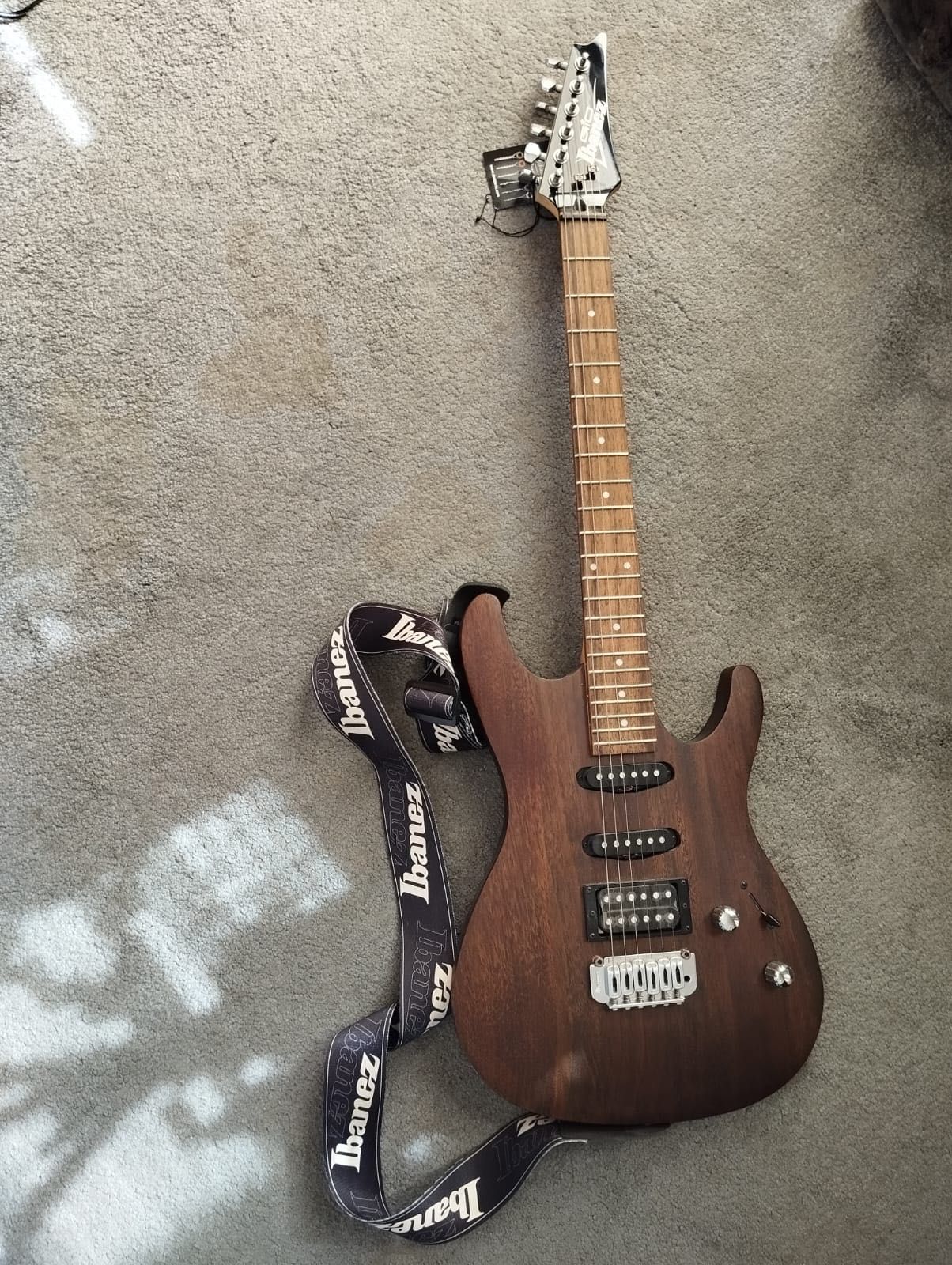 Gitara Ibanez GSA60-WNF Gio + wzmacniacz