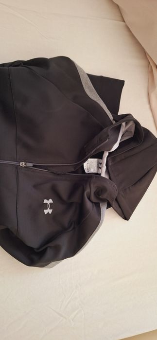 Hoody Under Armour novo cor antracite