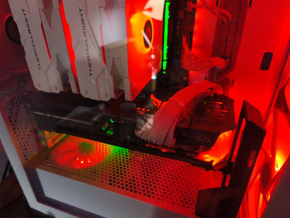 PowerColor RX6900XT Red Devil 16gb. Идеальное состояние.