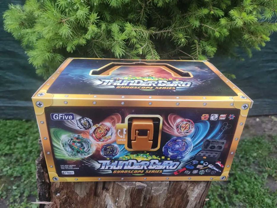 Бейблейд Профі GF204-1-2 металева з 8 запускалками Beyblade чемодан