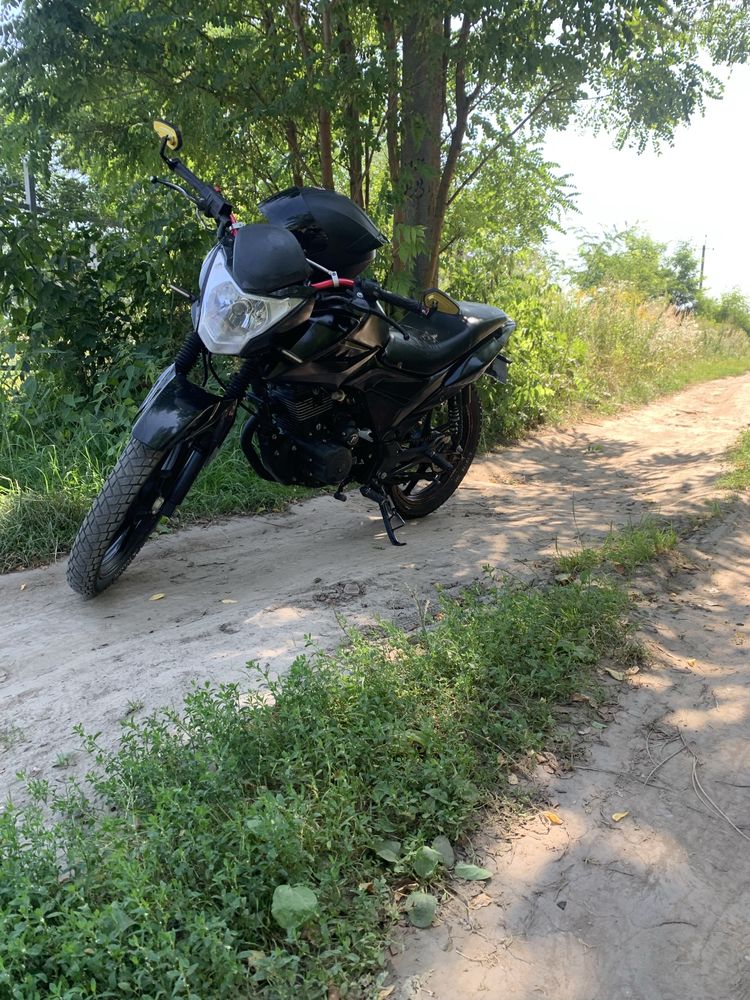 Продам мотоцикол ліфан 150 2е