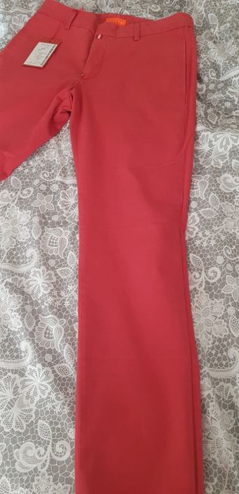 Nowe spodnie chinosy Vistula (rozmiar 176/82)