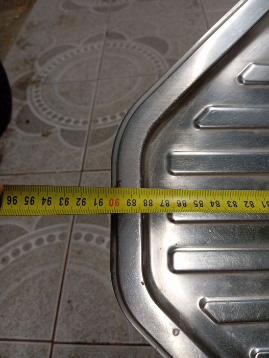 Umywalka ze stali nierdzewnej